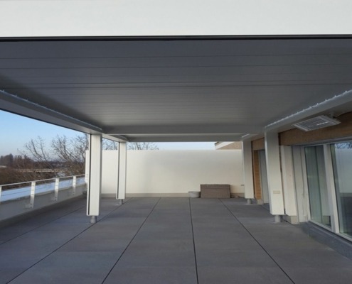 Lamellendach_zipmarkisen_dachterrasse-3bf96072